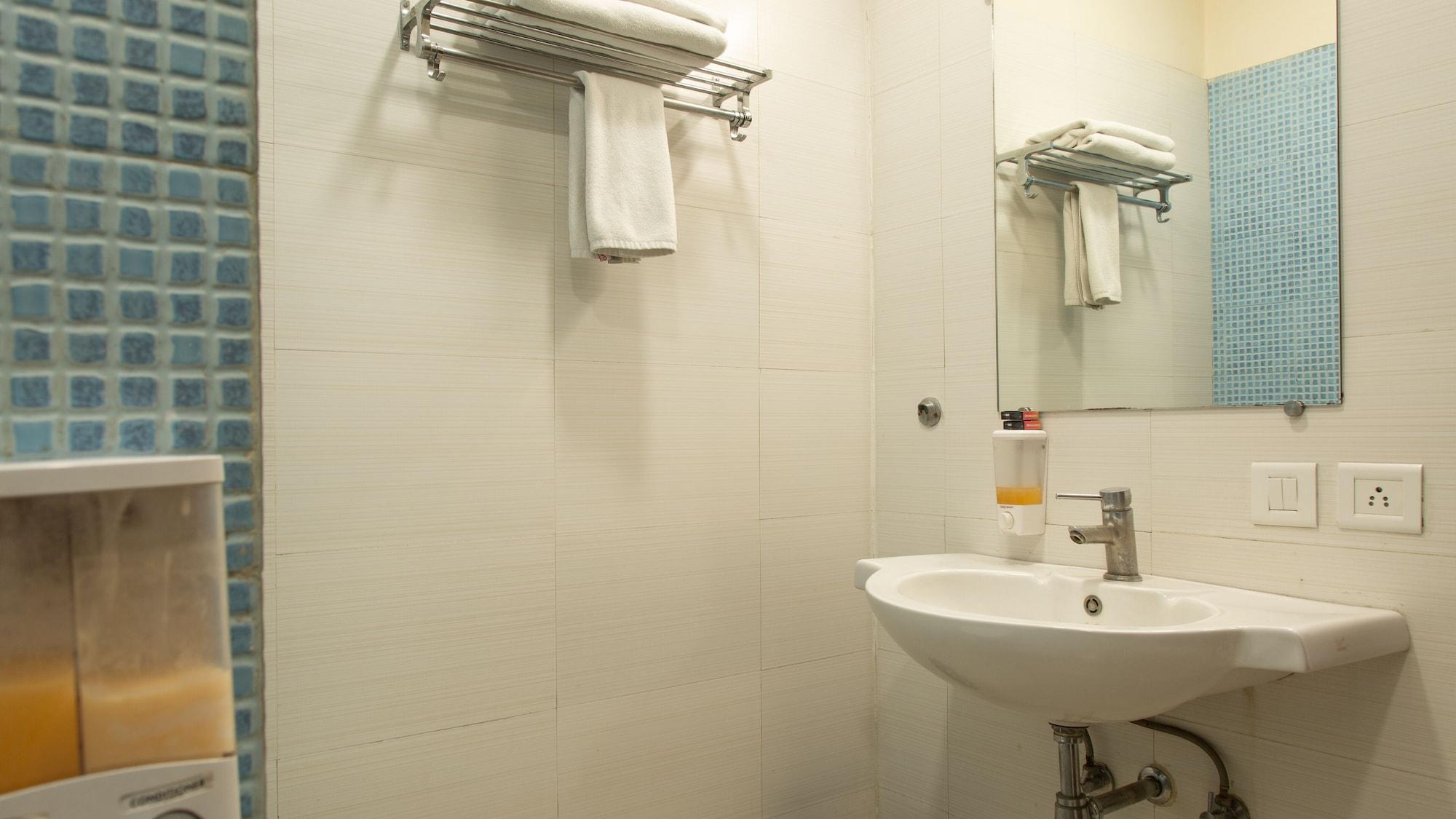 Trivandrum Kazhakuttam Exteriör bild